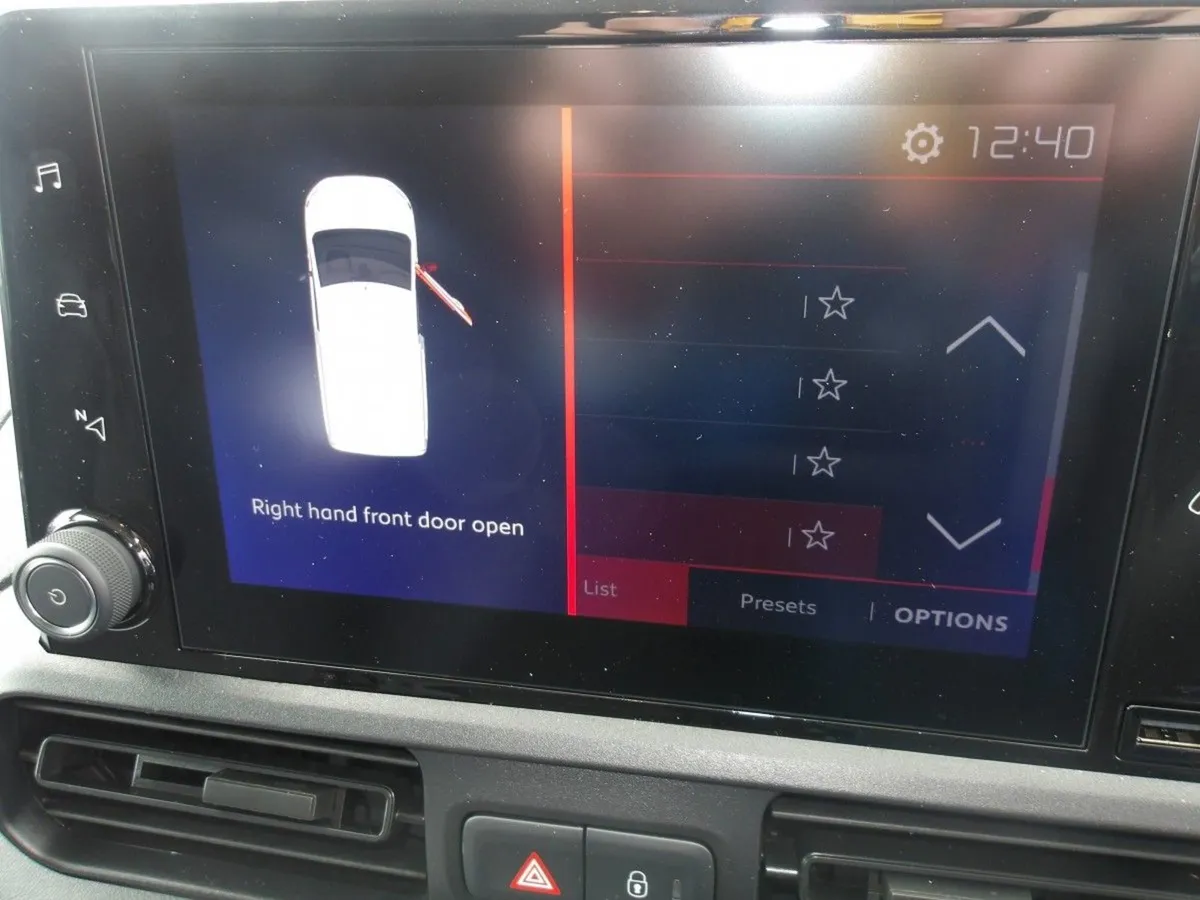 Citroen Berlingo Bluehdi 100 MWB 3 Seats S S Feel - Image 4
