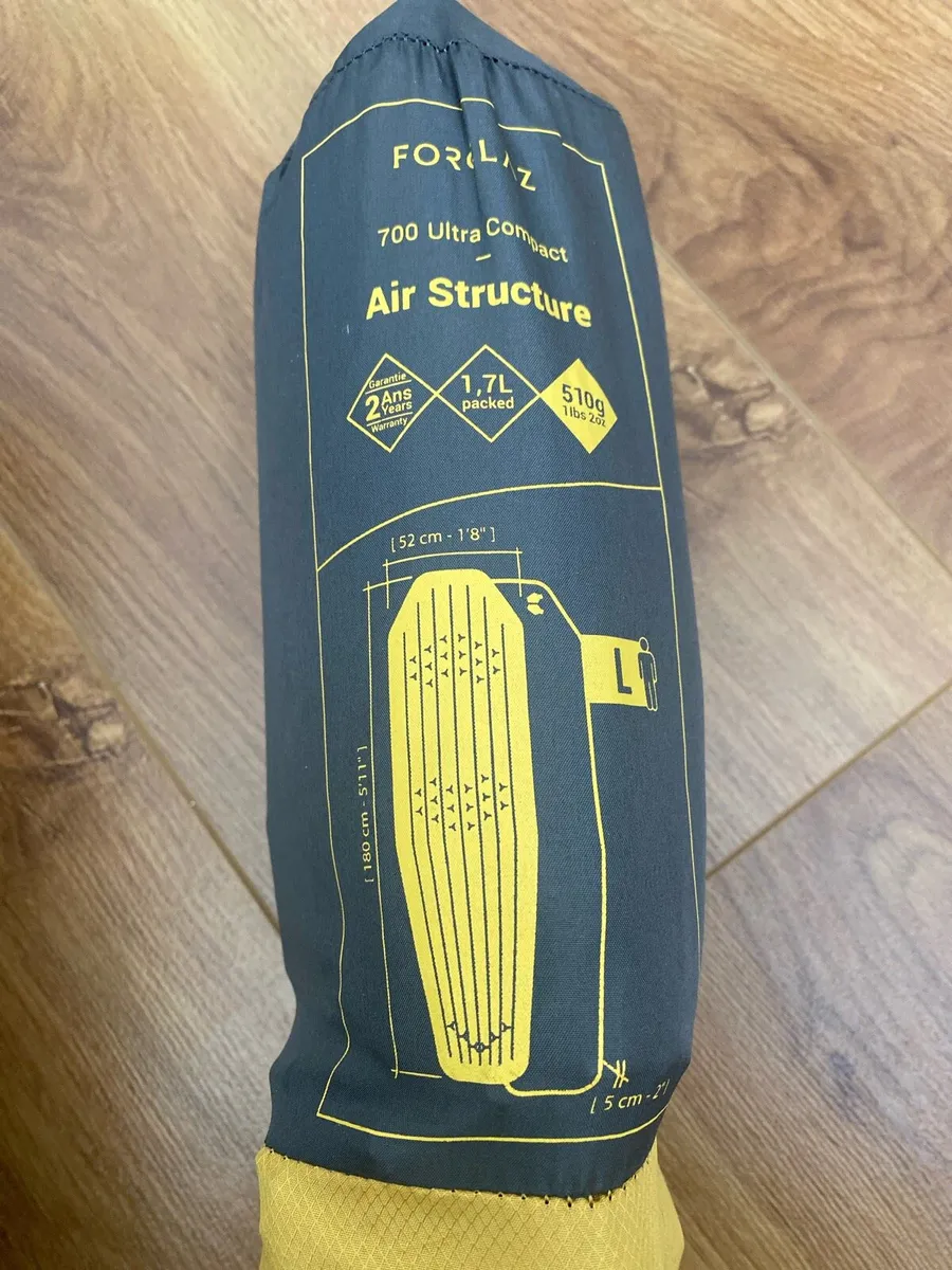 Camping mattress and sleeping bag - Image 2