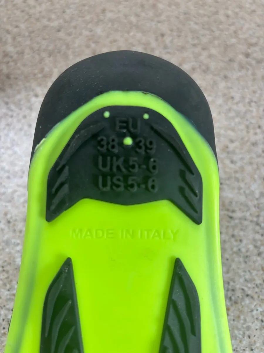 Swim Fins Size (38-39 EU) (5-6) UK - Image 1
