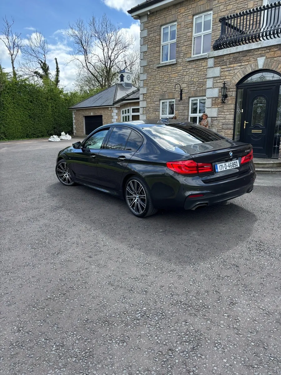 BMW 530i High Spec / 252hp Msport low mileage - Image 2