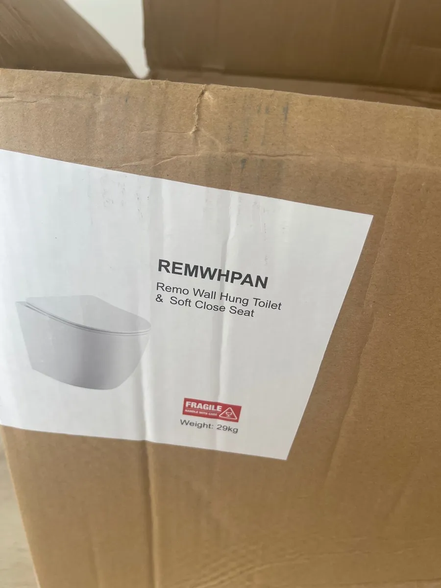 Remo wall hung toilet - Image 4