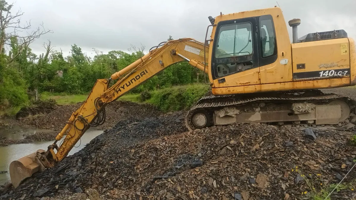 Hyundai 140 lc7 - Image 3
