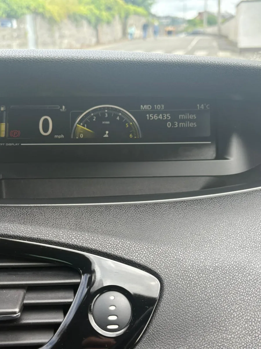 Renault Scenic 2014 - Image 2