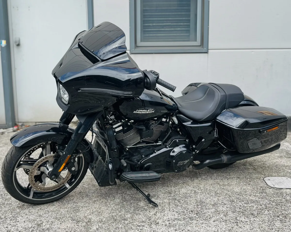 HARLEY-DAVIDSON STREET GLIDE - Image 3