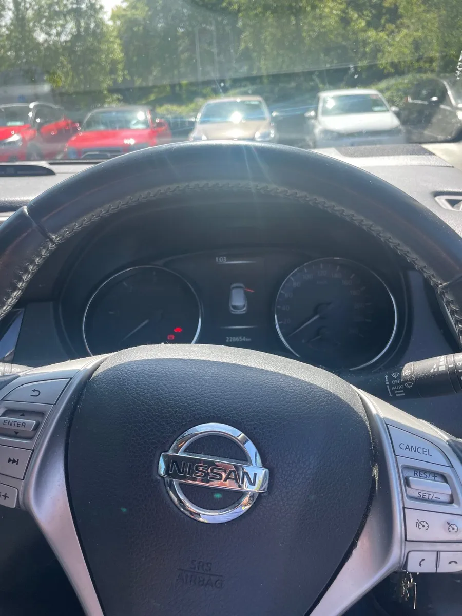 Nissan Qashqai 2017 - Image 1