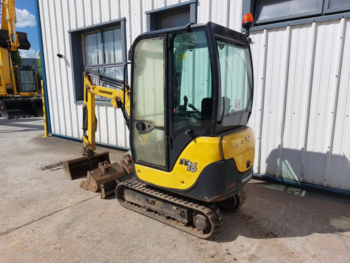 Yanmar Vio 16 - Image 3