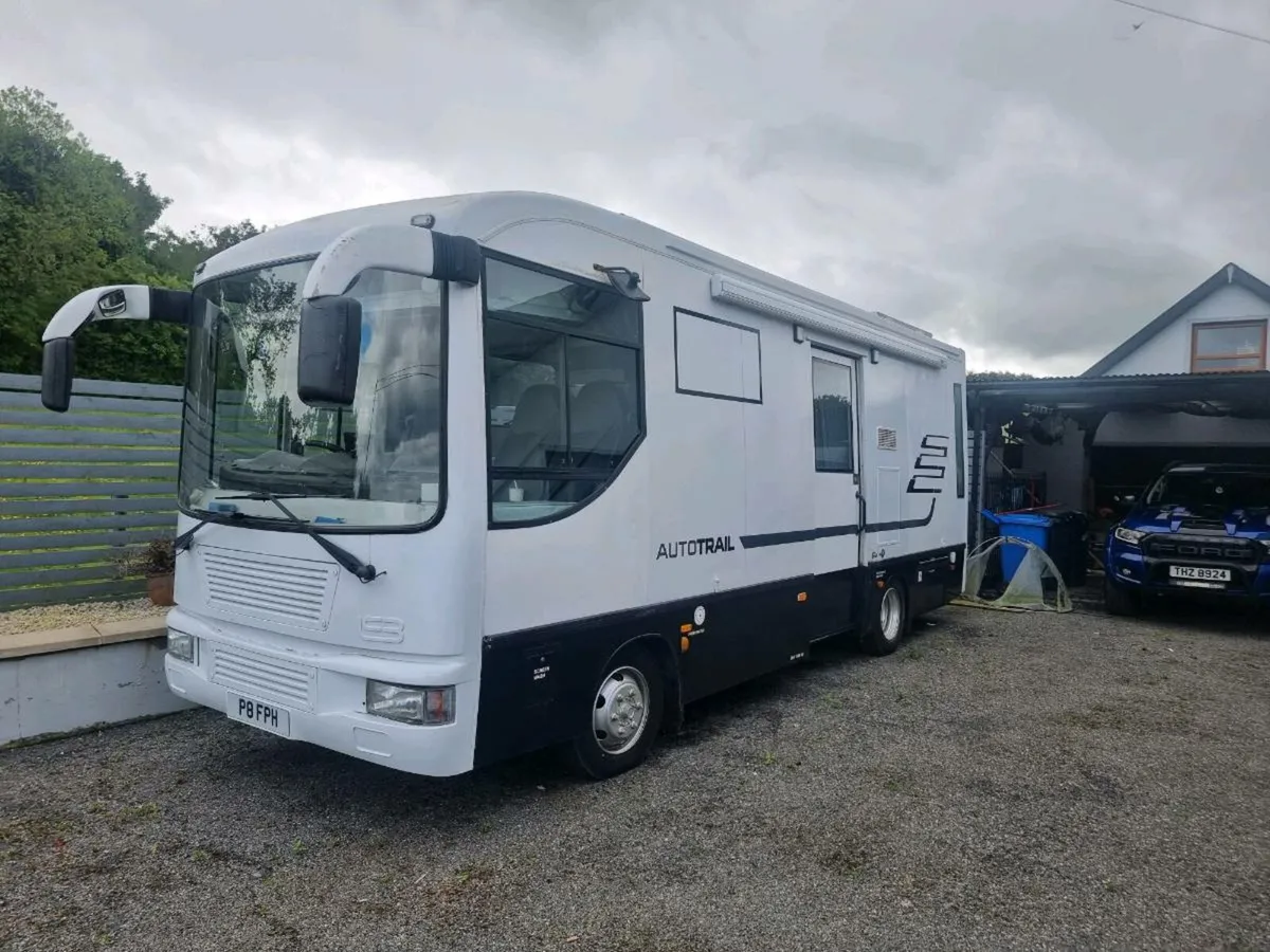 Motorhome - Image 2