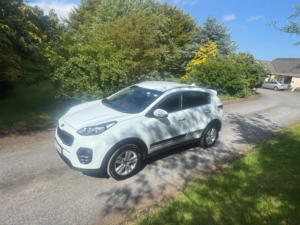 16 Kia Sportage 1.7CRDI PASSENGER - Image 4