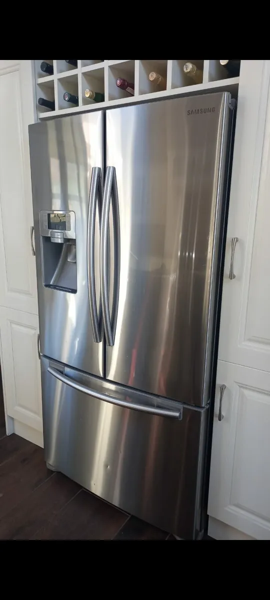 Fridge freezer