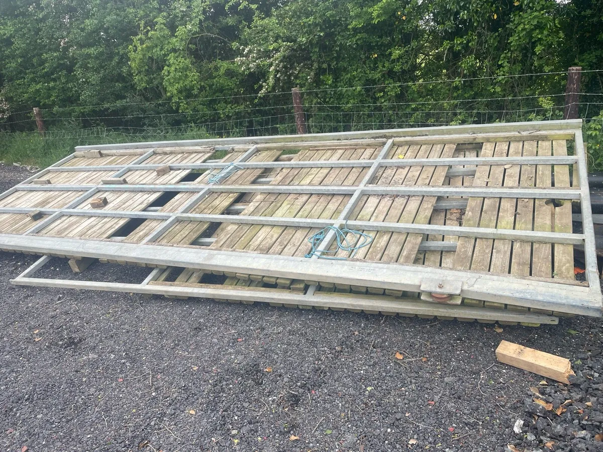 Galvanised Sliding Gate - Image 4
