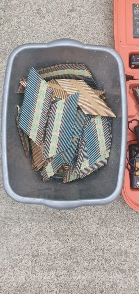 Paslode Nail Gun and Nails - Image 4