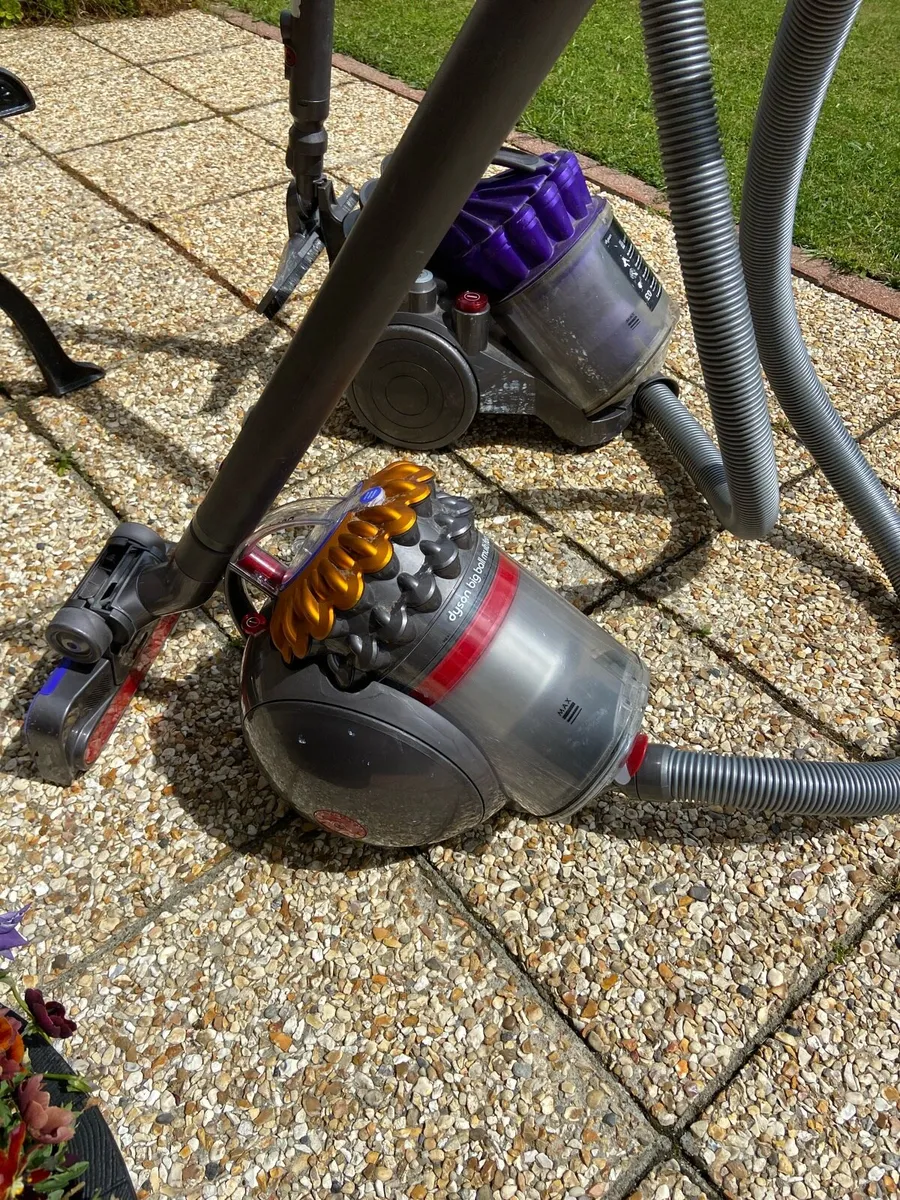 Dyson.  Vacuum. Cleaners - Image 3