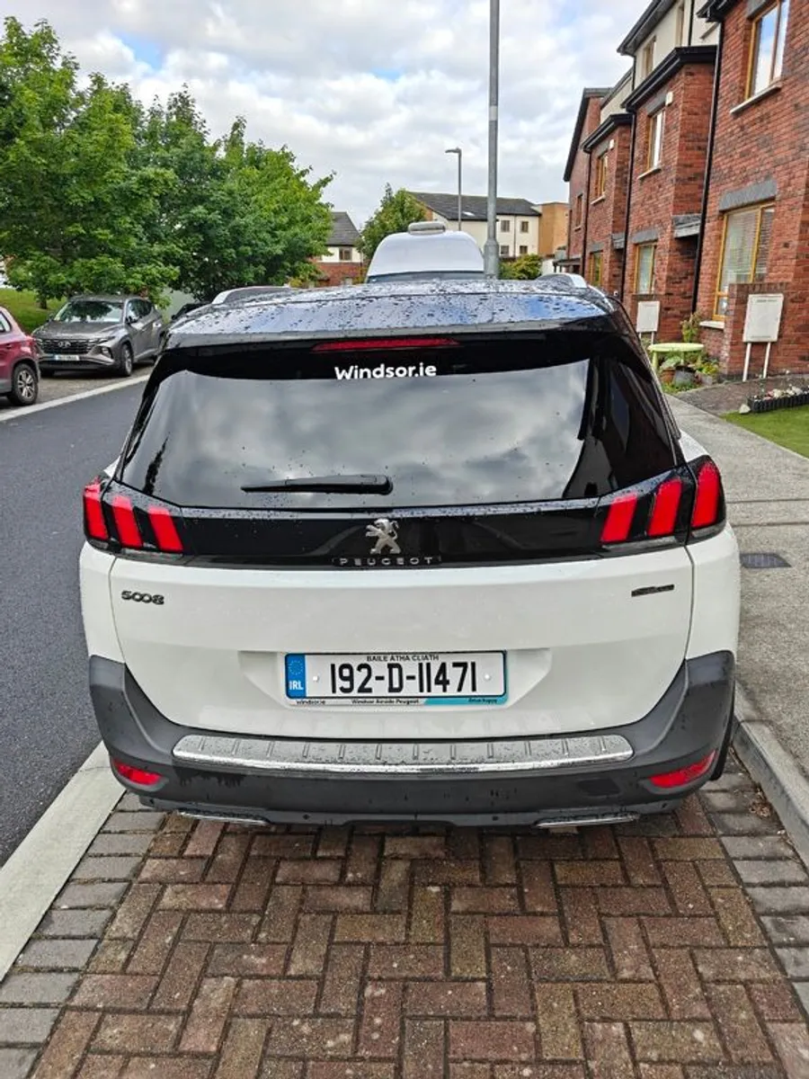 2019 Peugeot 5008 - Image 3