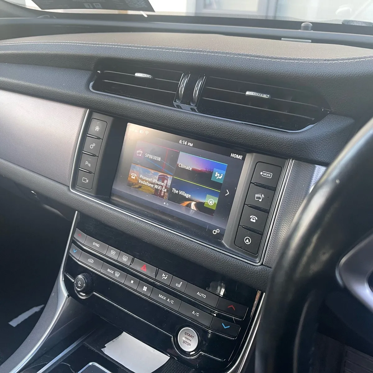 Jaguar XF R-Sports 2016 - Image 4