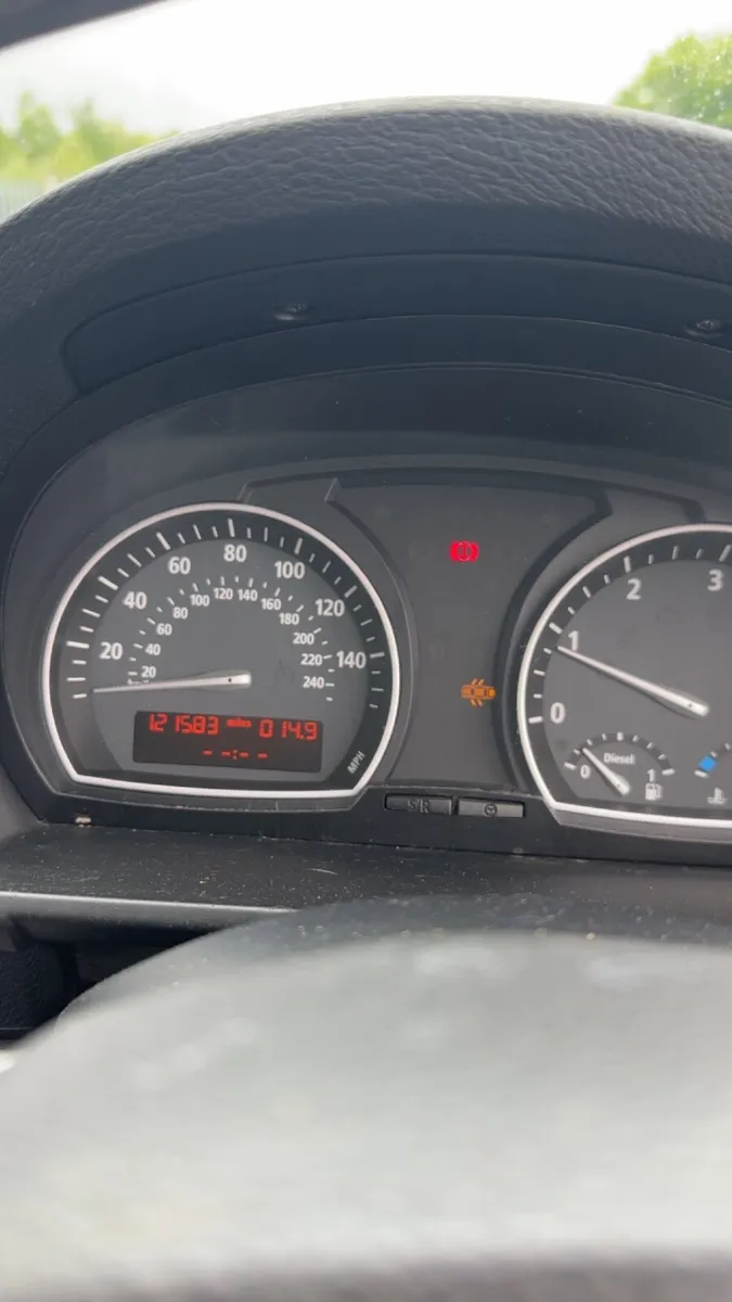 BMW X3 2007 - Image 2