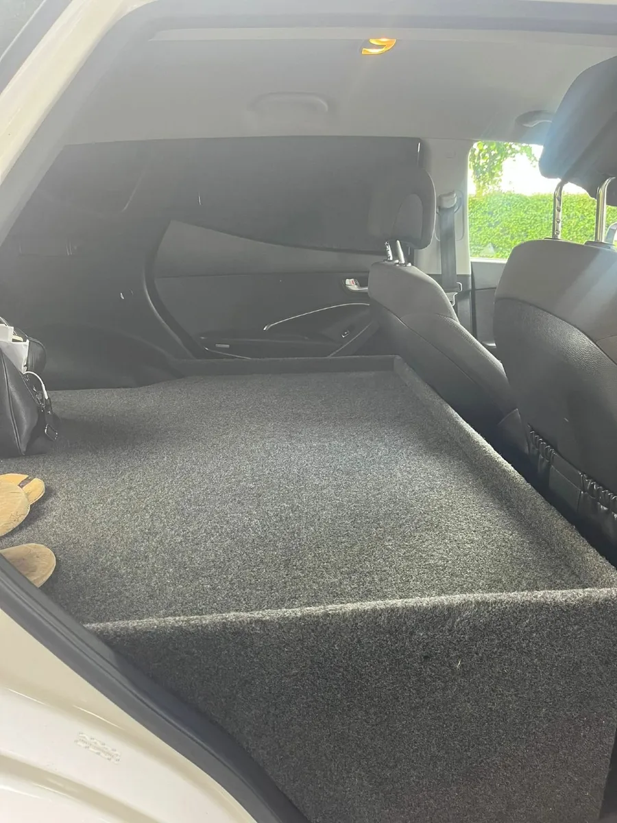 Hyundai Santa Fe 2014 - Image 4