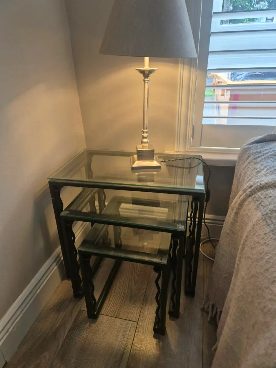 Nest of Table - Image 1