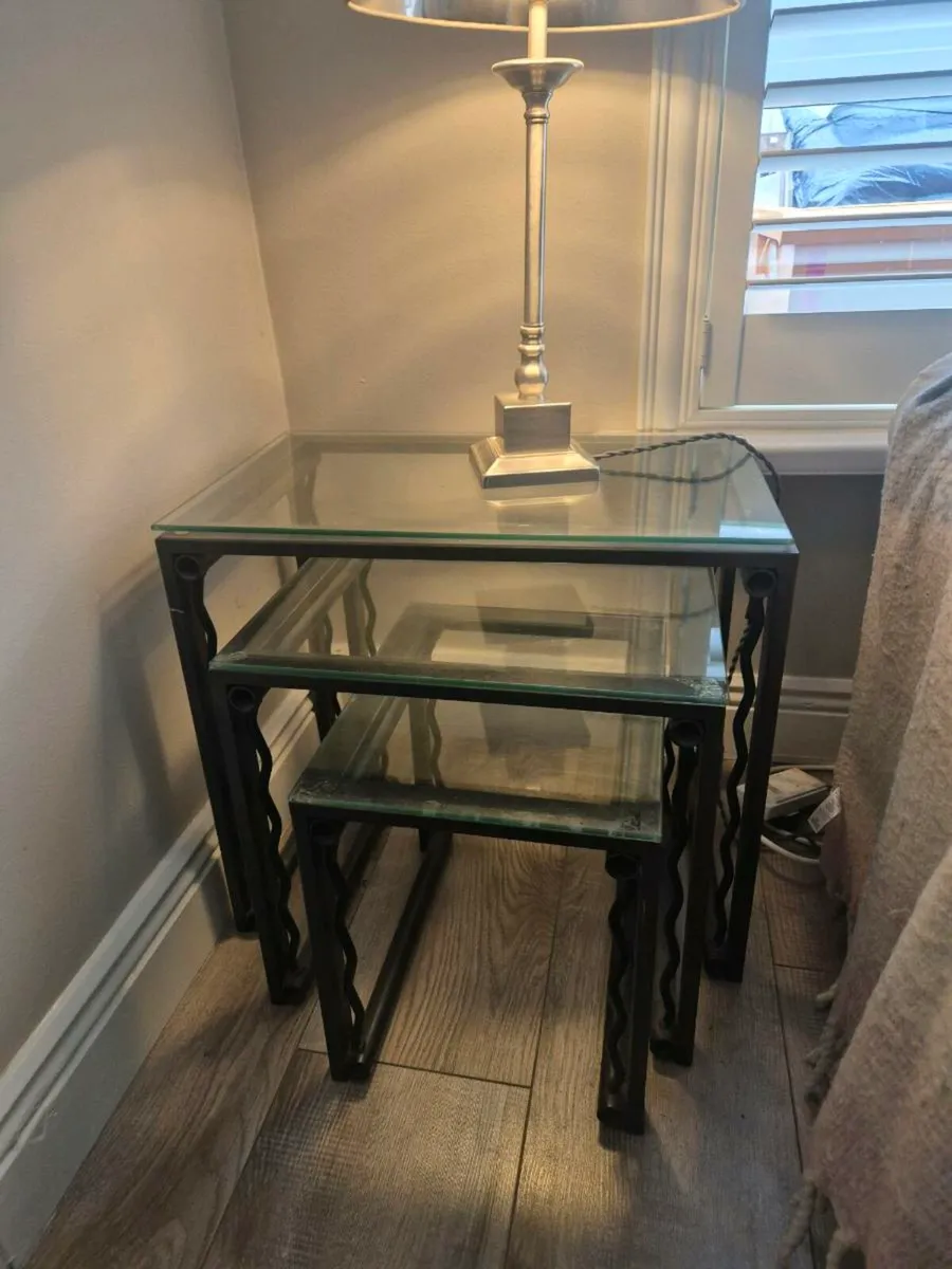 Nest of Table - Image 2