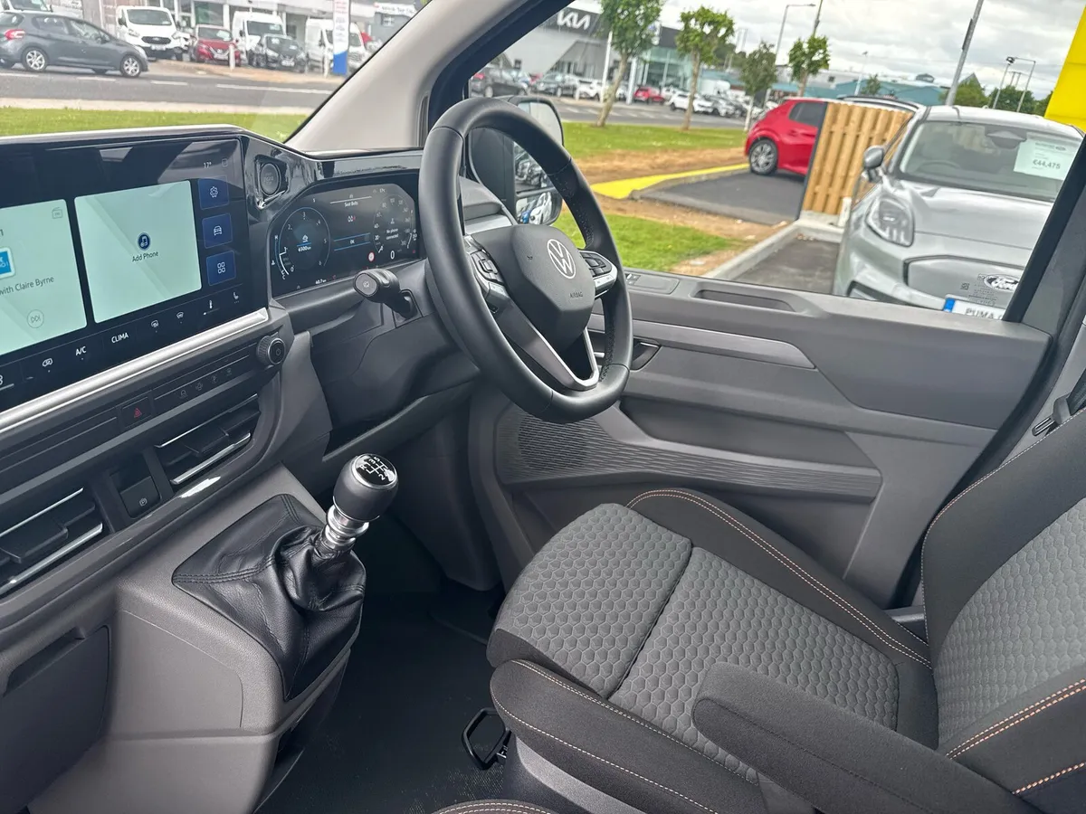 2025 Volkswagen Transporter PanAmericana 2.0ltr - Image 3