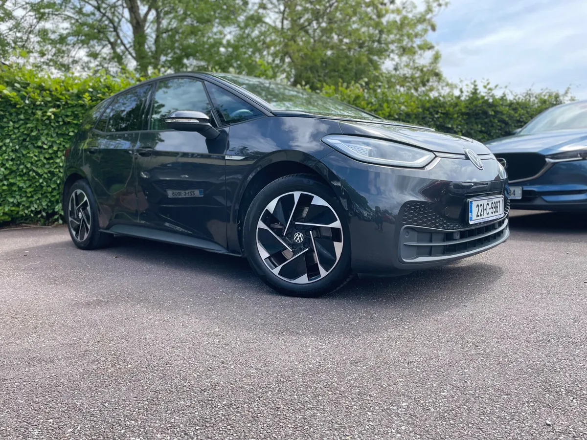 22 ID3 | HIGH SPEC | FINANCE | 1 OWNER - Image 4
