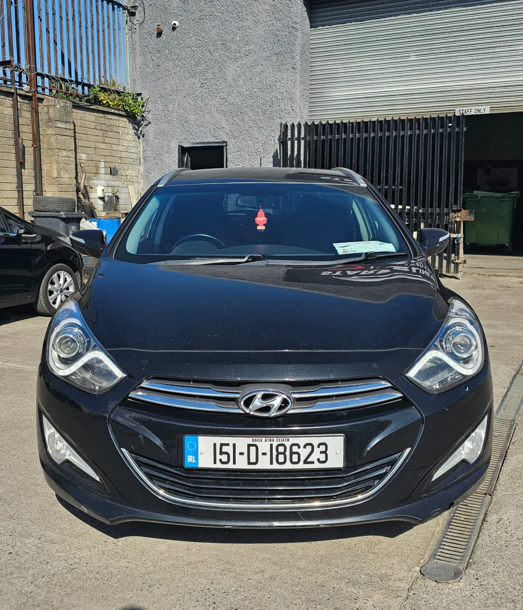 2015 Hyundai i40 estate nct 3/27 well priced - Image 2