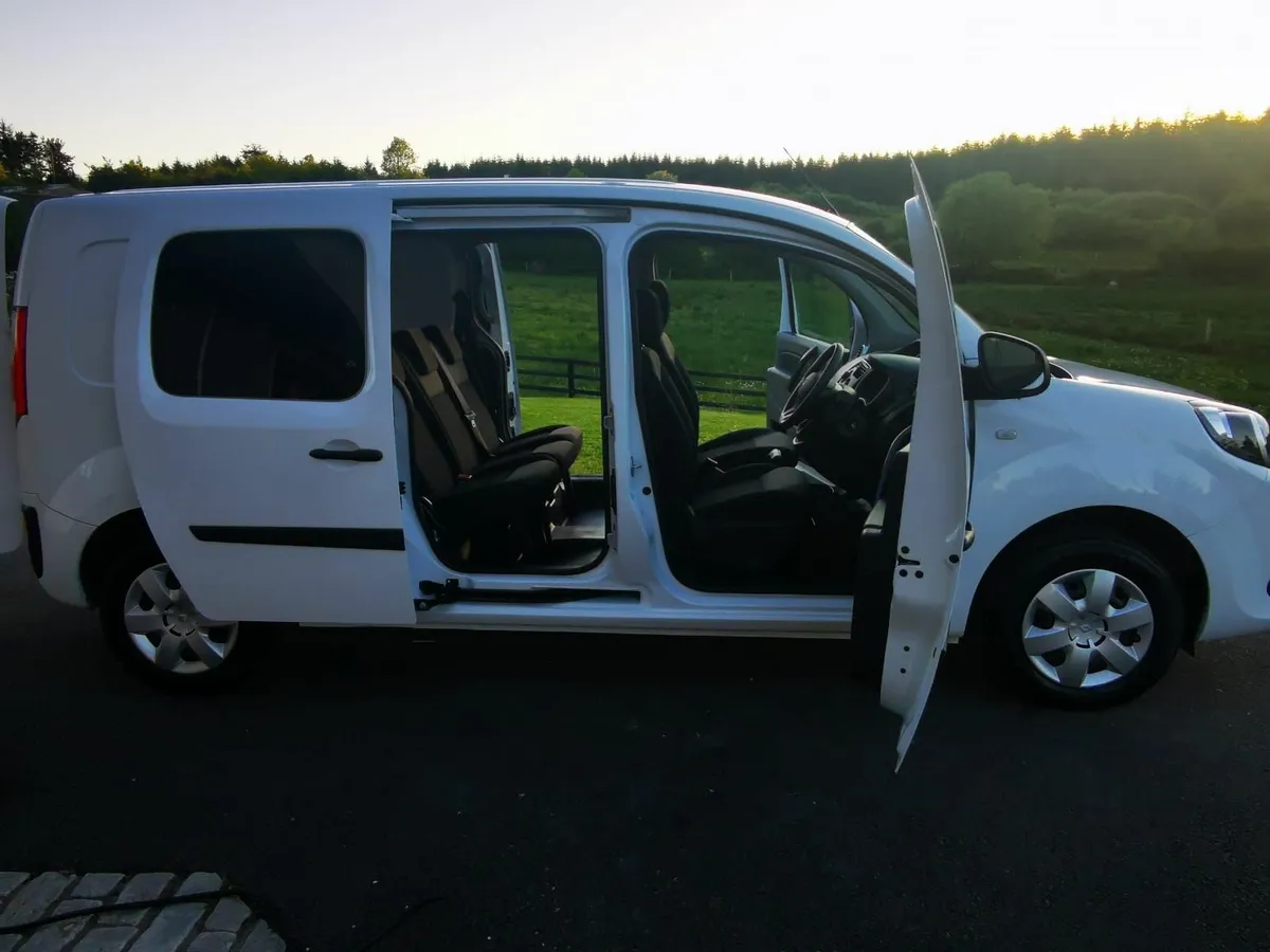 Renault Kangoo ZE33 Electric Crew Cab - Image 4
