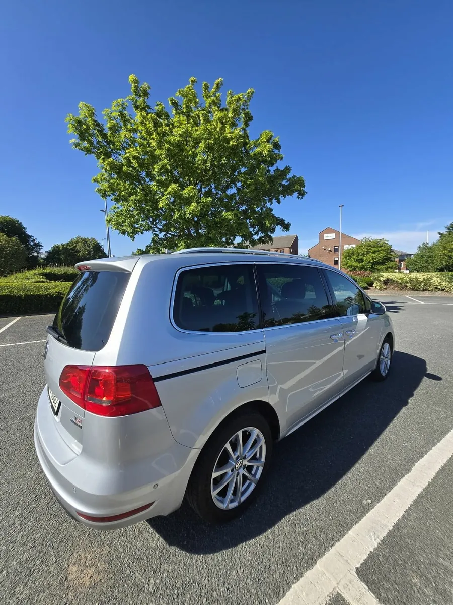 Volkswagen Sharan 2013 - Image 2