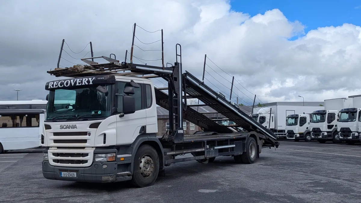 2011 Scania  P230 4X2 - 5 Car Transporter - Image 1