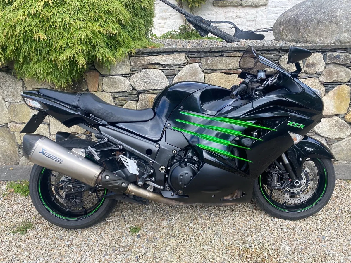 2010  zzr 1400 - Image 1