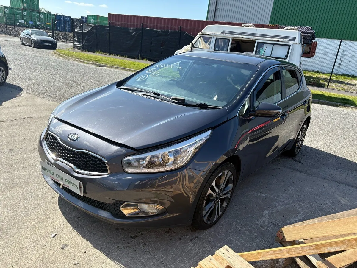 FOR BREAKING 2014 KIA Ceed 1.6 Diesel Manual - Image 3