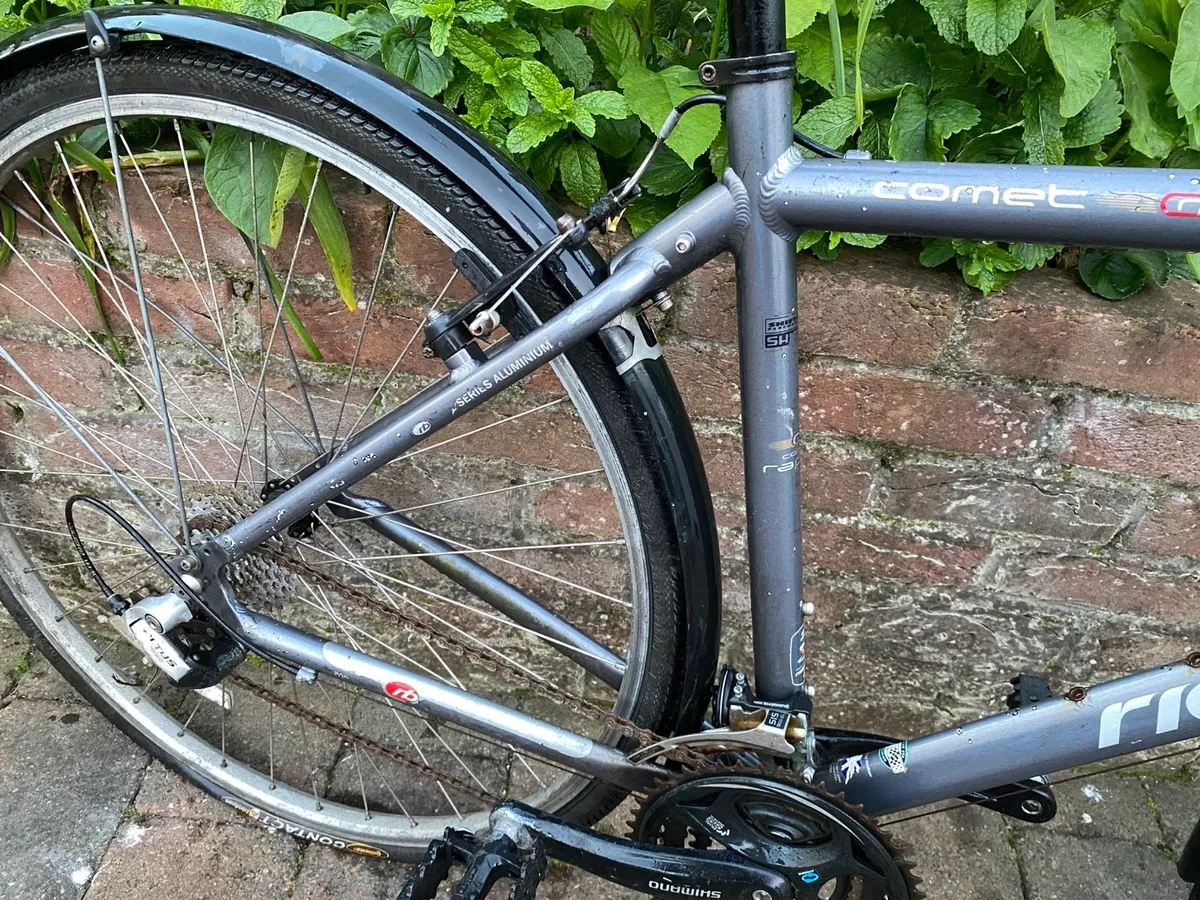 Men's Road Bike working 100% ready to cycle away - Image 4