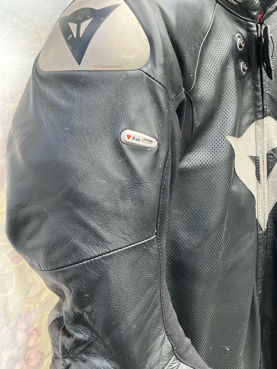 Dainese Mugello D-Air One Piece Leather Motorcycle - Image 3