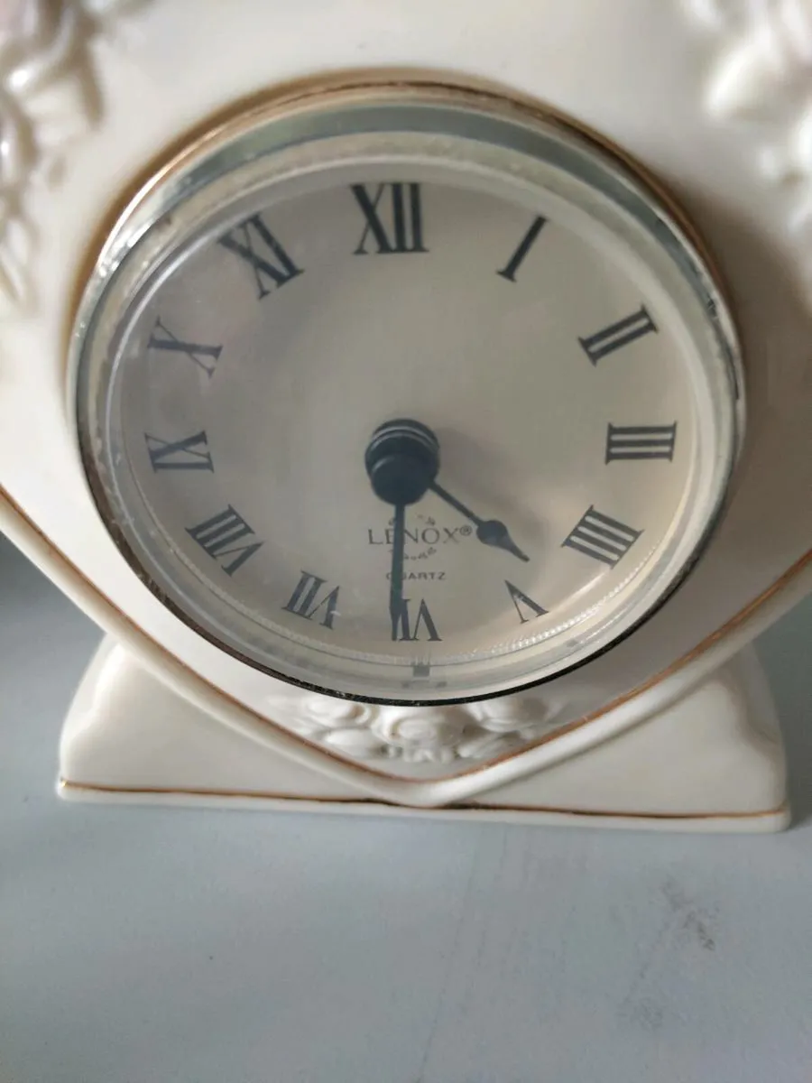 Quartz clock - Image 4