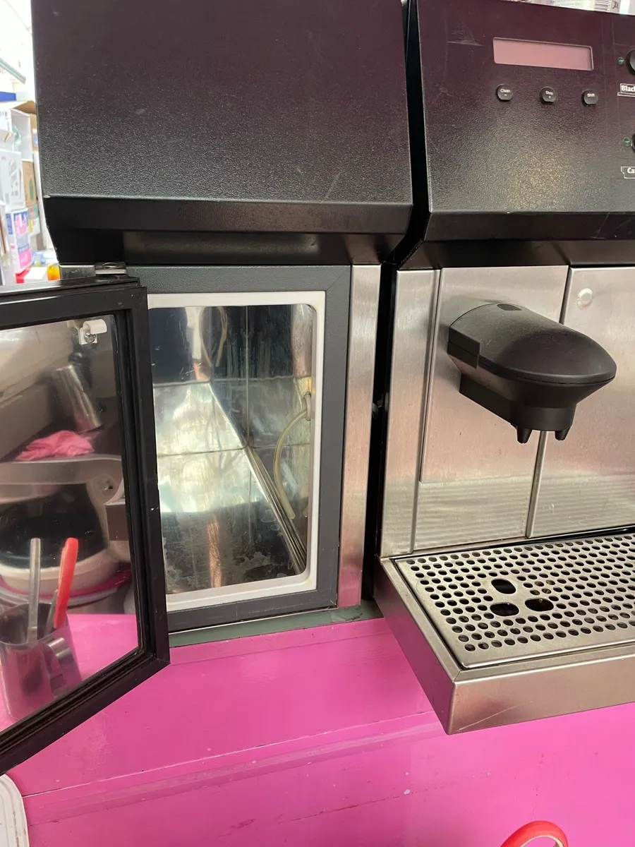 Catering equipment - Image 3