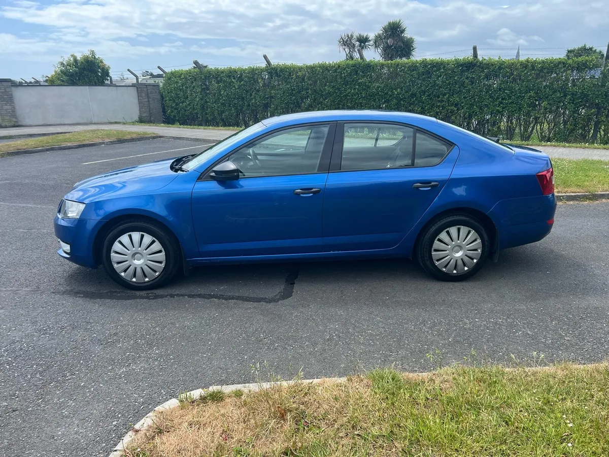 Skoda Octavia 1.2 TFSI 5dr H/B - Image 4