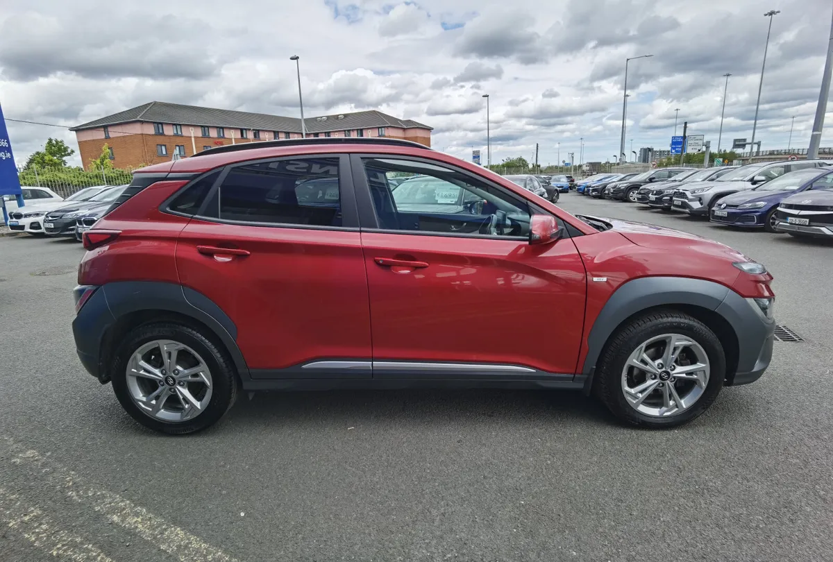 HYUNDAI KONA 1.6 KAUAI EXECUTIVE DIESEL - Image 4