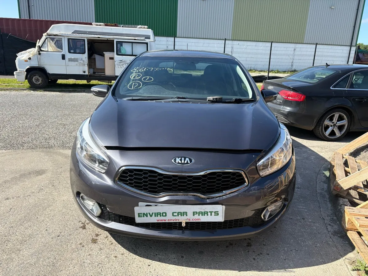 FOR BREAKING 2014 KIA Ceed 1.6 Diesel Manual - Image 2
