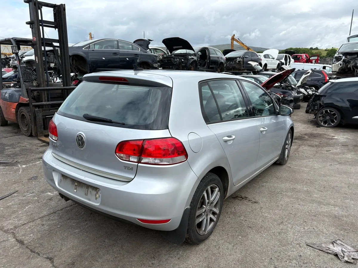FOR BREAKING 2010 VW GOLF 2.0 diesel CBDC - Image 4