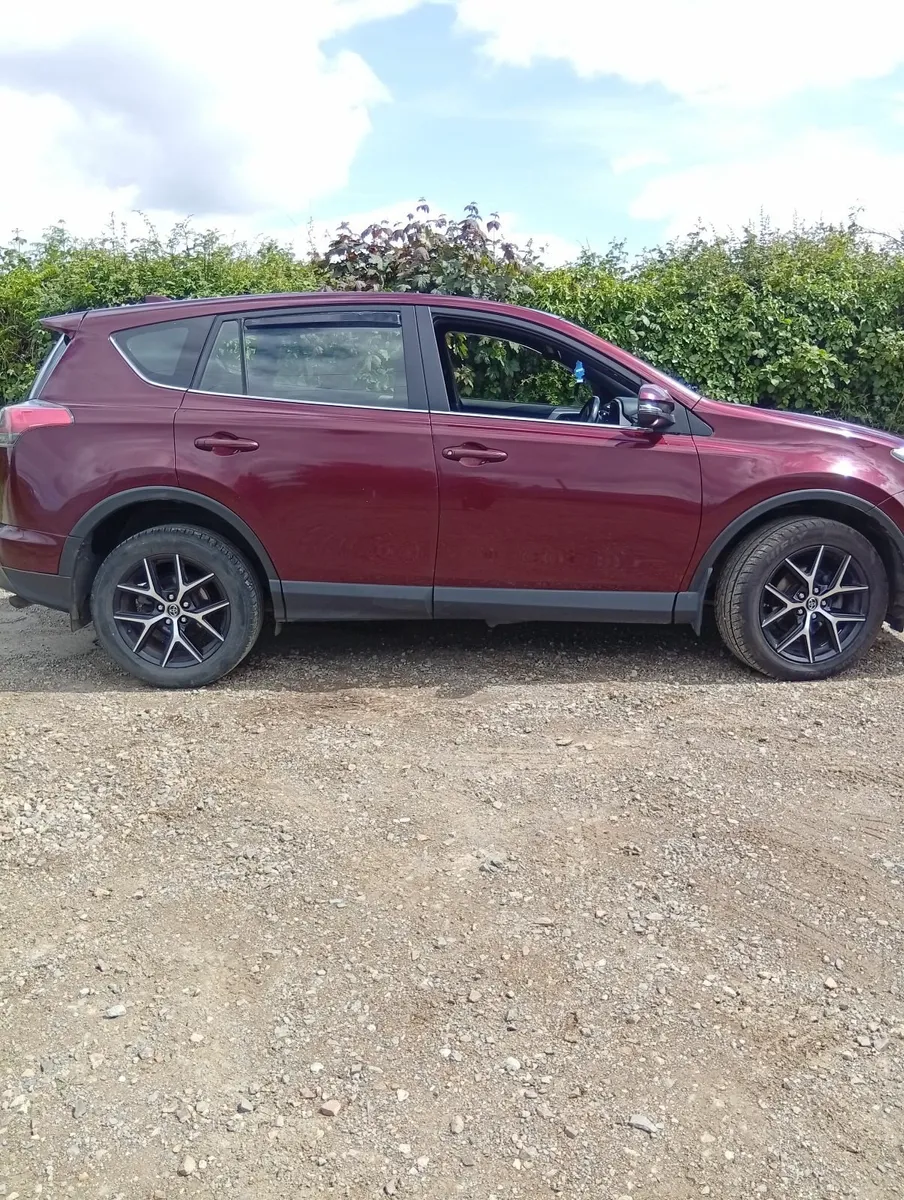 Toyota RAV4 2016 - Image 1