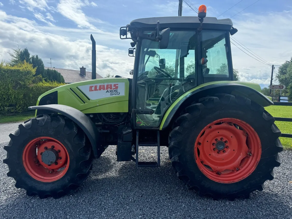 2009 claas axos 340 4wd - Image 1