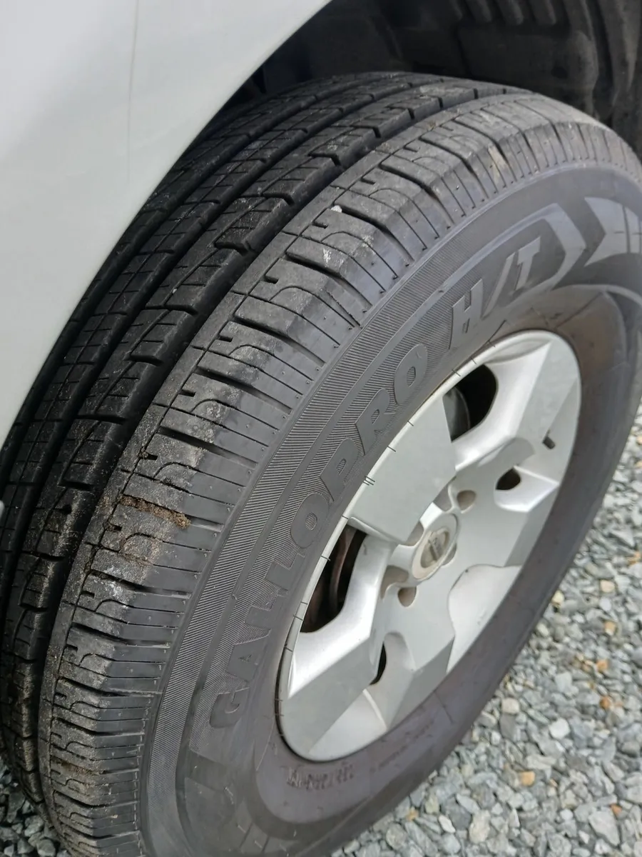 Nissan Navara 2007 - Image 3