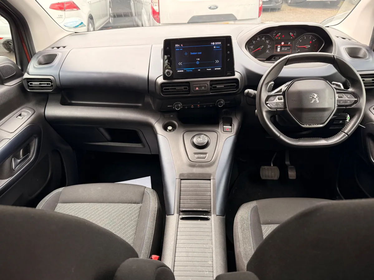 Peugeot Rifter 2020 AUTOMATIC TAXI SPEC - Image 3