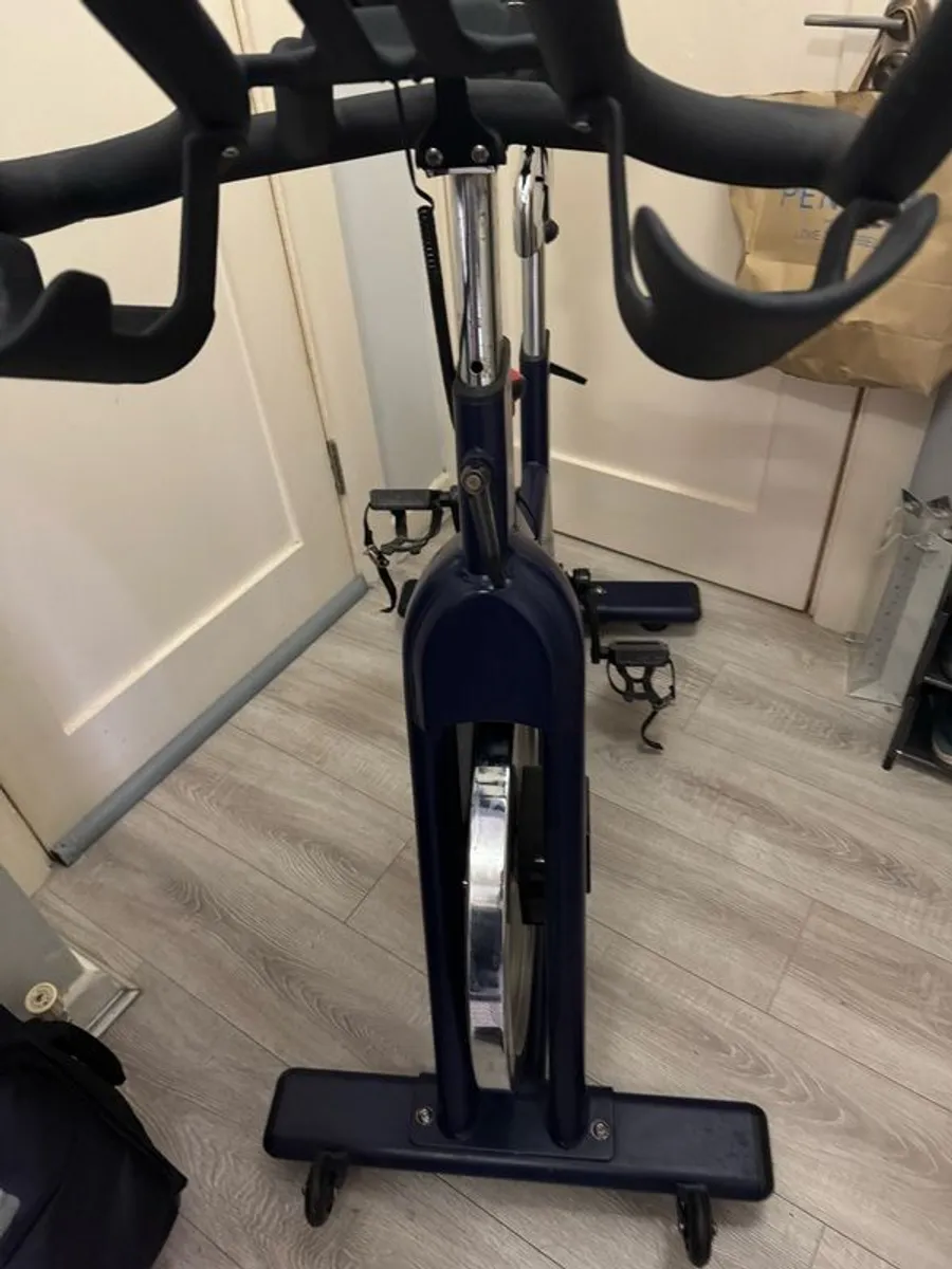 Spin Bike Bolt C3 - Image 2