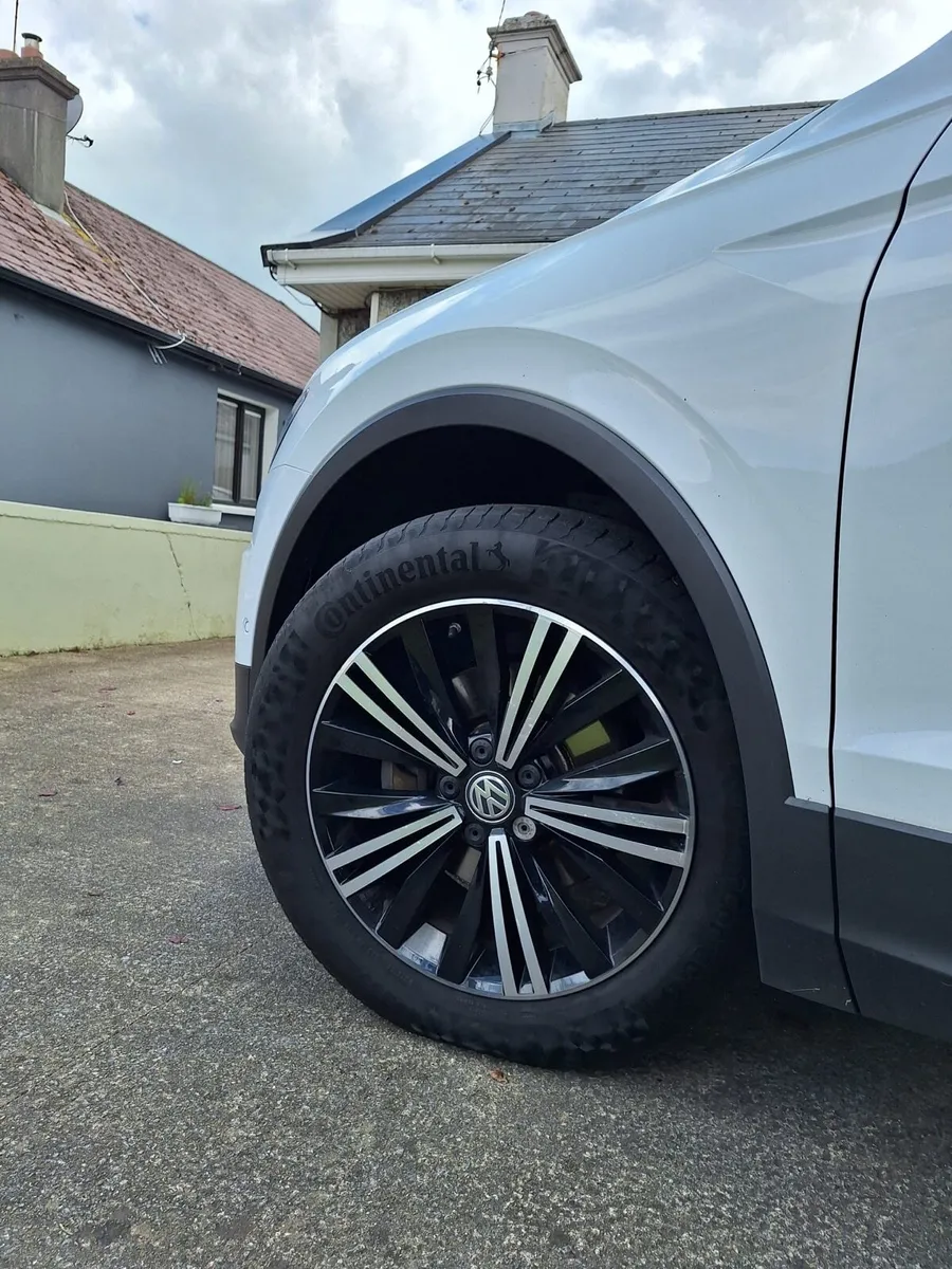 Volkswagen Tiguan 4motion - Image 4