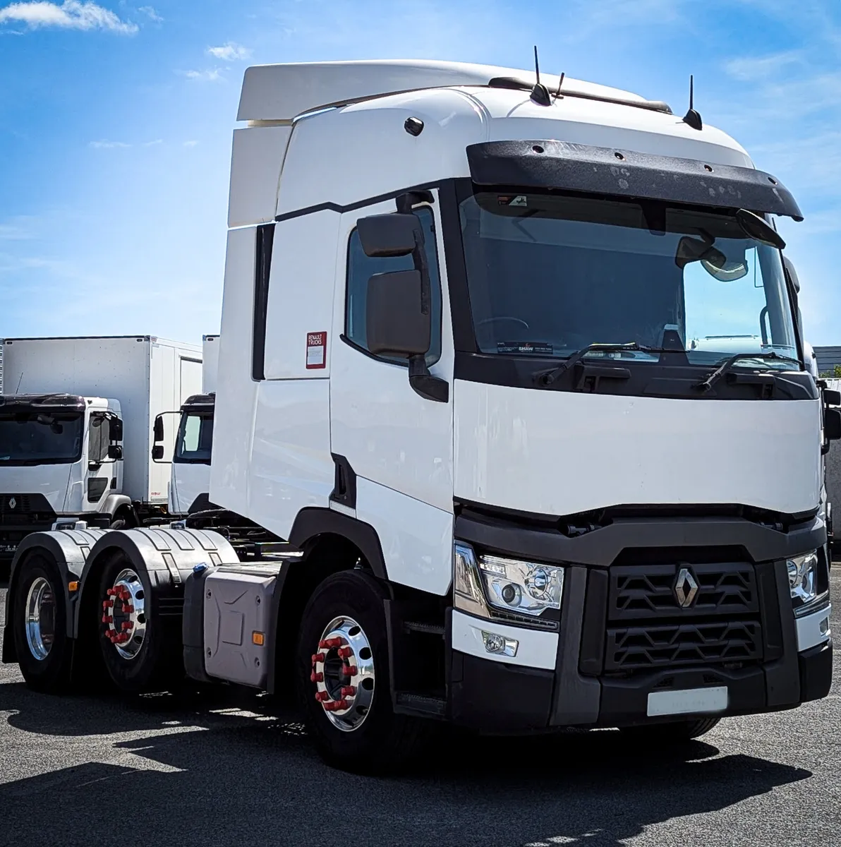 2018 Renault T 460 6X2 - Image 3