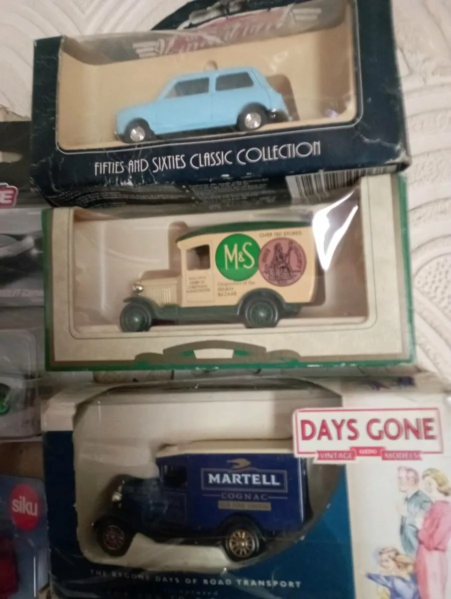 Days GONE DIE-CAST MODLES CARS AND VANS.. - Image 2