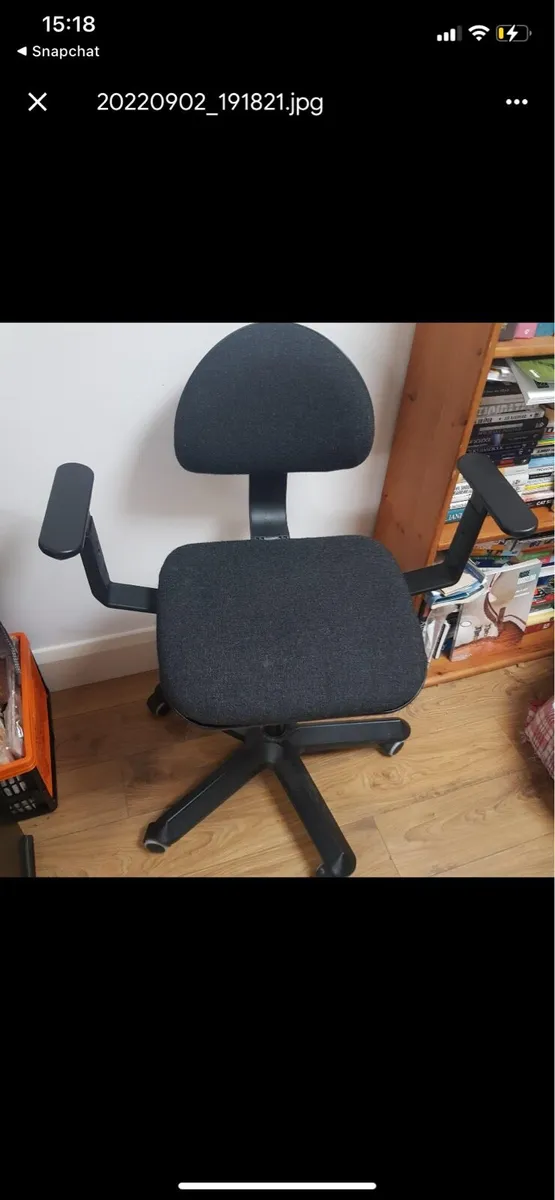 Office Table and Chair - Image 3