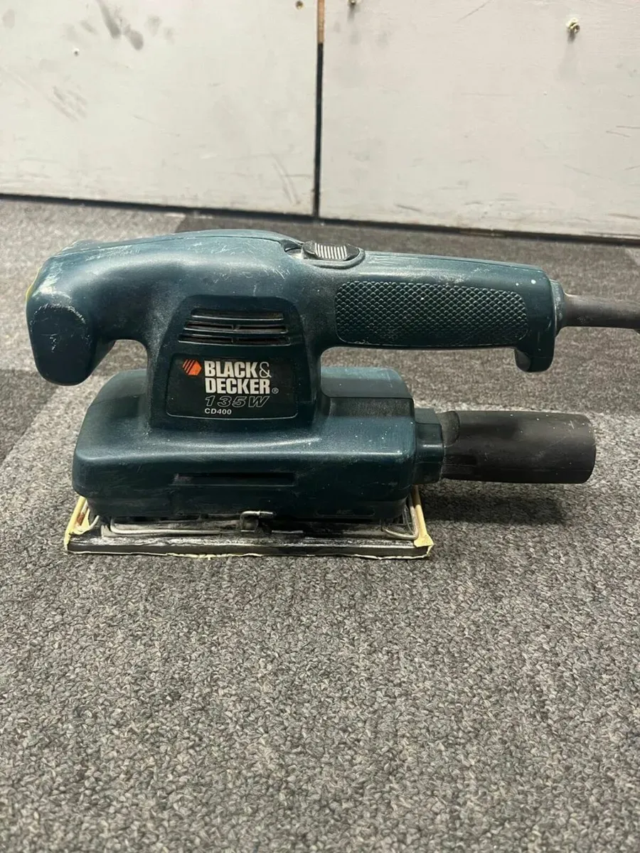 Black and Decker Sander 135W - Image 1