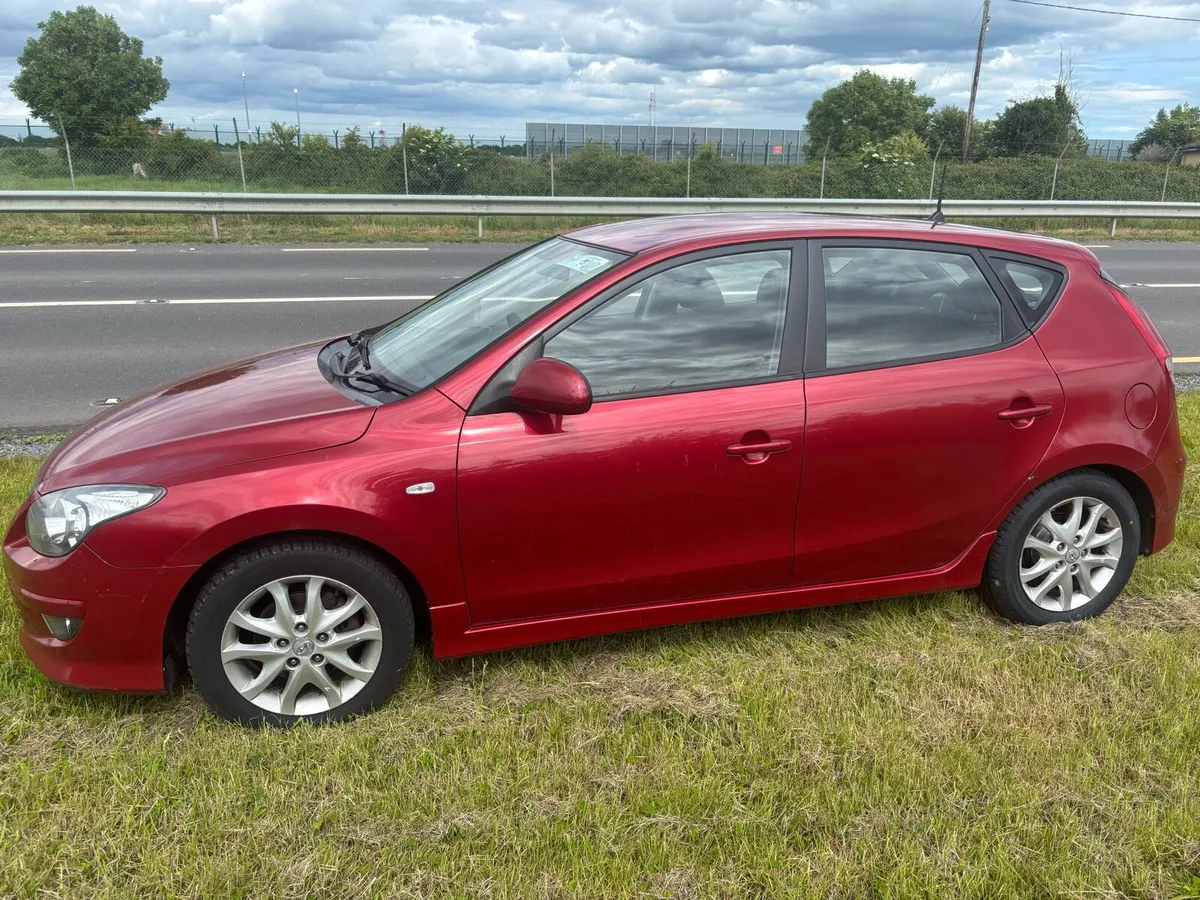 2011 Hyundai i30 New NCT - Image 2