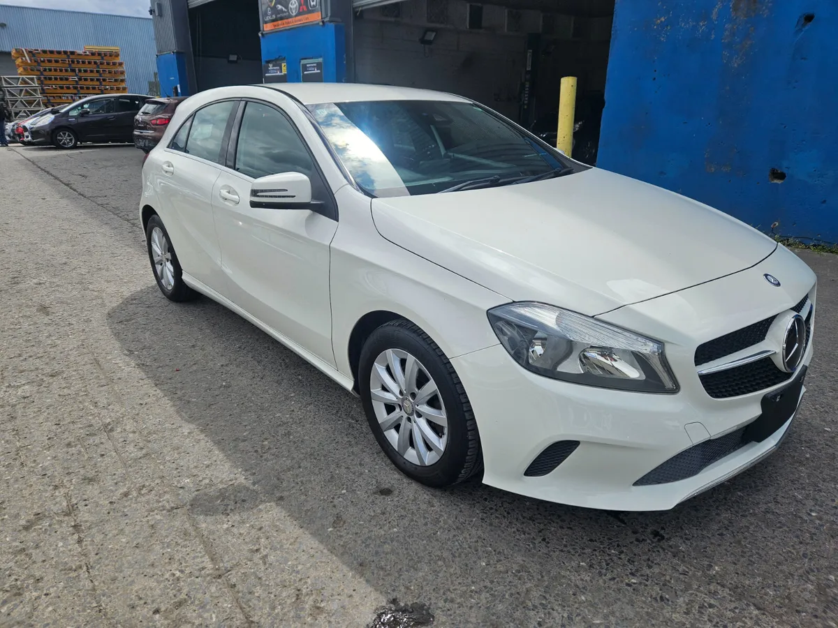 2017 Mercedes-Benz A180 Automatic - Image 2